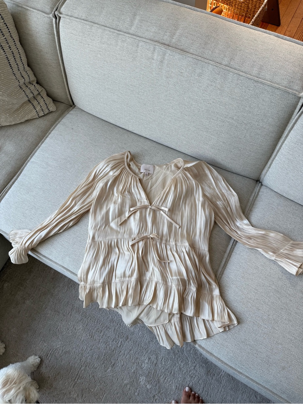 Cinq a Sept Light Cream Pleated V-Neck Blouse with Tie Detail